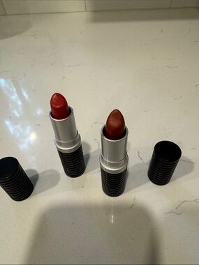 Le metier Reds Lipstick Duo